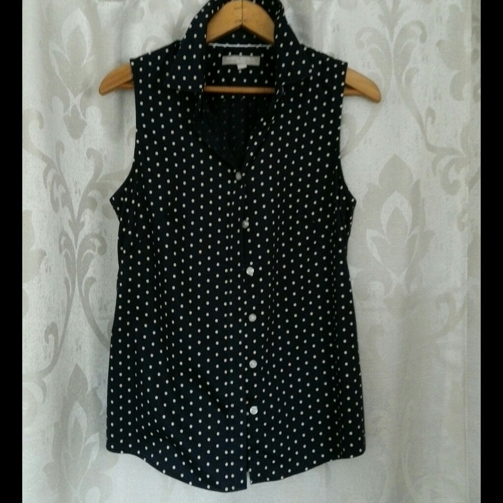 No-iron classic sleeveless top, Navy w/polka dots